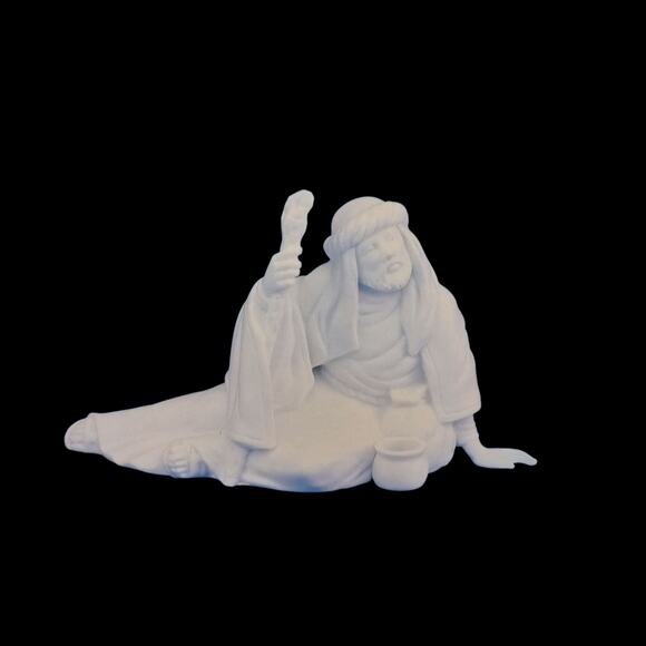 AVON Nativity Collectibles The Poor Man Figurine 1990 With Box White Porcelain - Picture 6 of 8